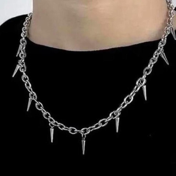 Gothic Silver Rivet Spike Necklace Y2K Punk silver Necklace Boho  Grunge - Picture 1 of 4